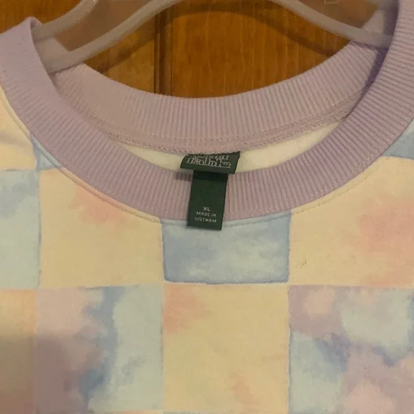 Wild Fable Lavender and Blue Sweatshirt - Picture 4 of 6